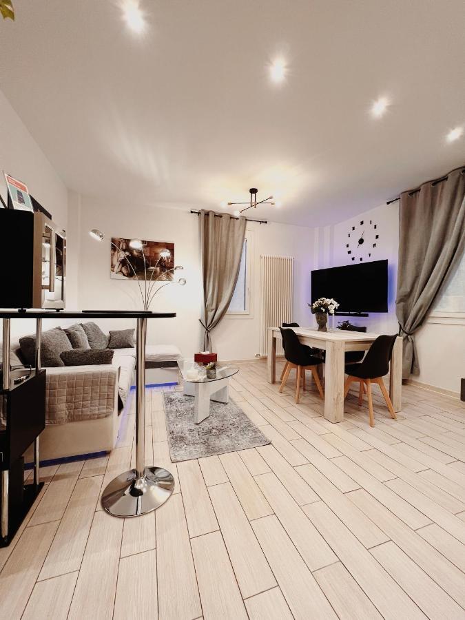 Futura Suite Apartment Bologna Ngoại thất bức ảnh
