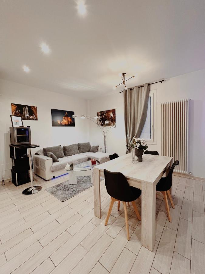 Futura Suite Apartment Bologna Ngoại thất bức ảnh